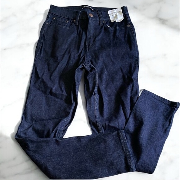 Calvin Klein Jeans - Picture 1 of 6
